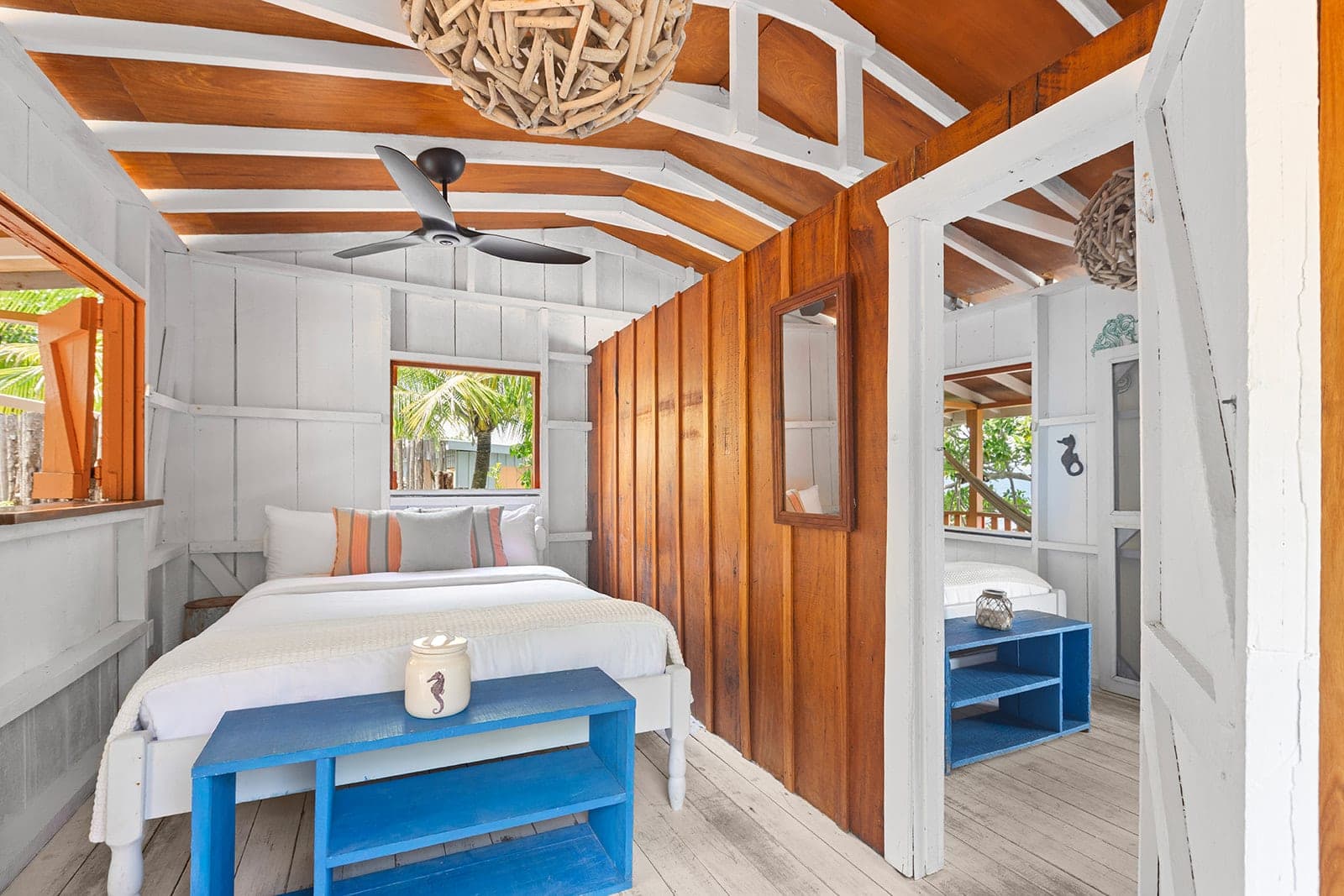 Coral Caye photo 2
